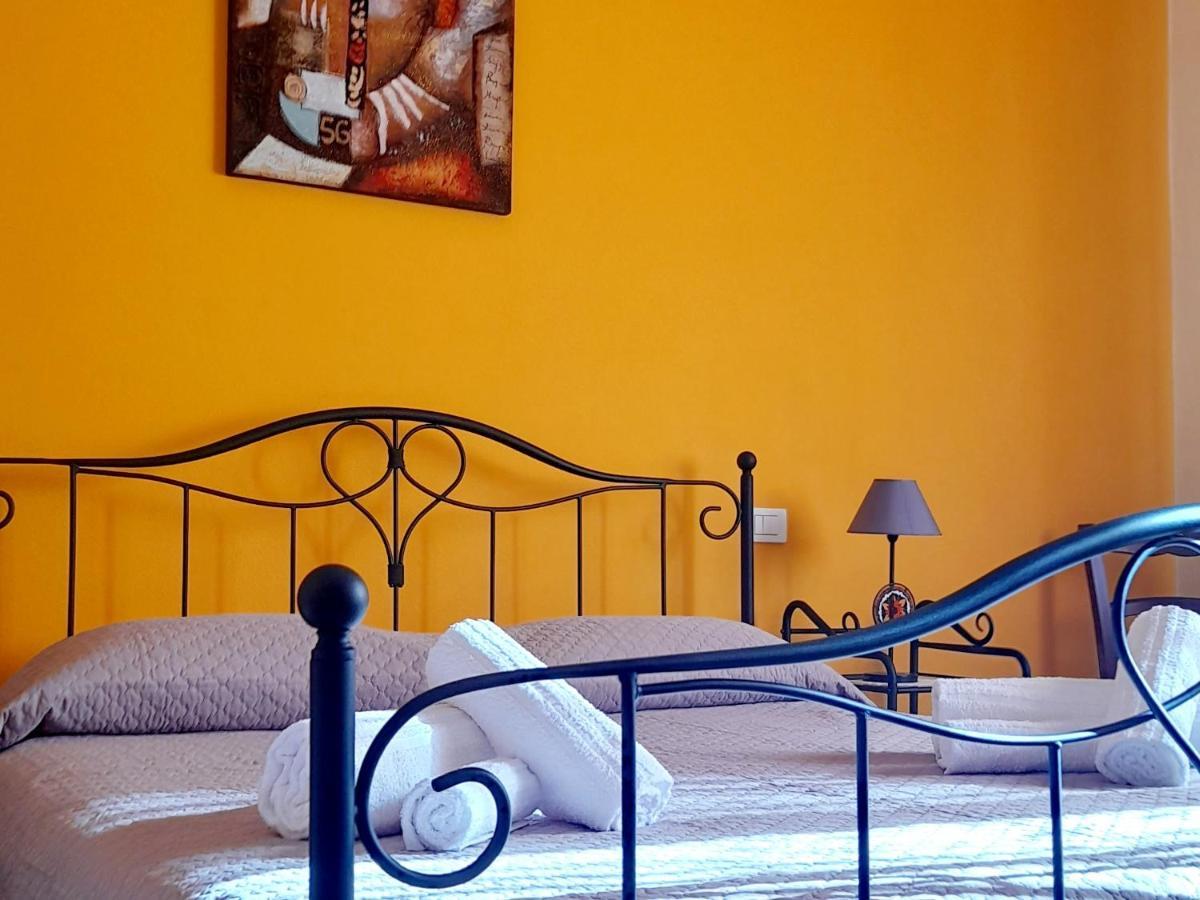 Bed and Breakfast Su Fassoi Cabras Exterior foto